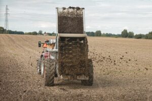 ATLAS 14 spreading muck